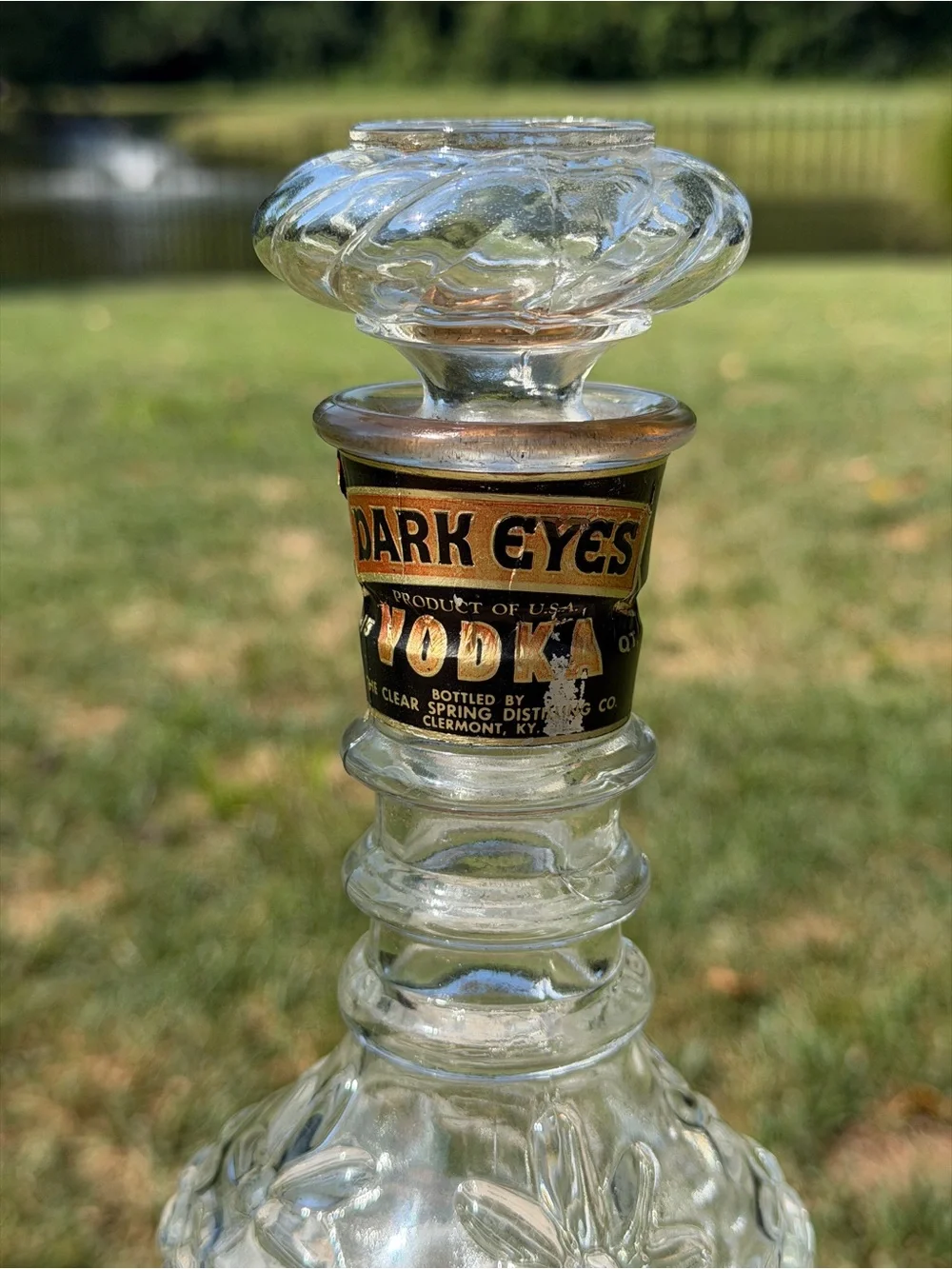 Vintage Dark Eyes Vodka Glass Decanter Stopper Clear Spring Clermont KY. G23